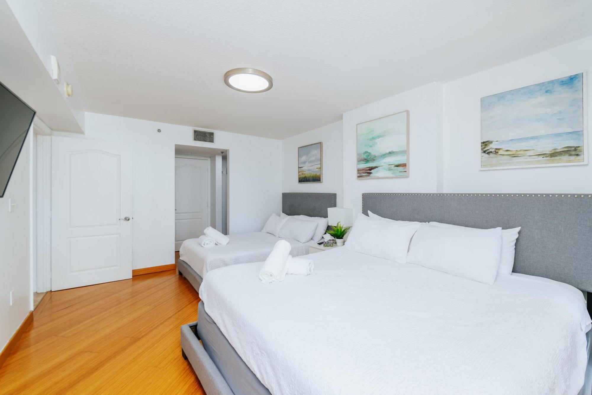 Amazing 2 Bedroom At Brickell, Free Parking Appartement *