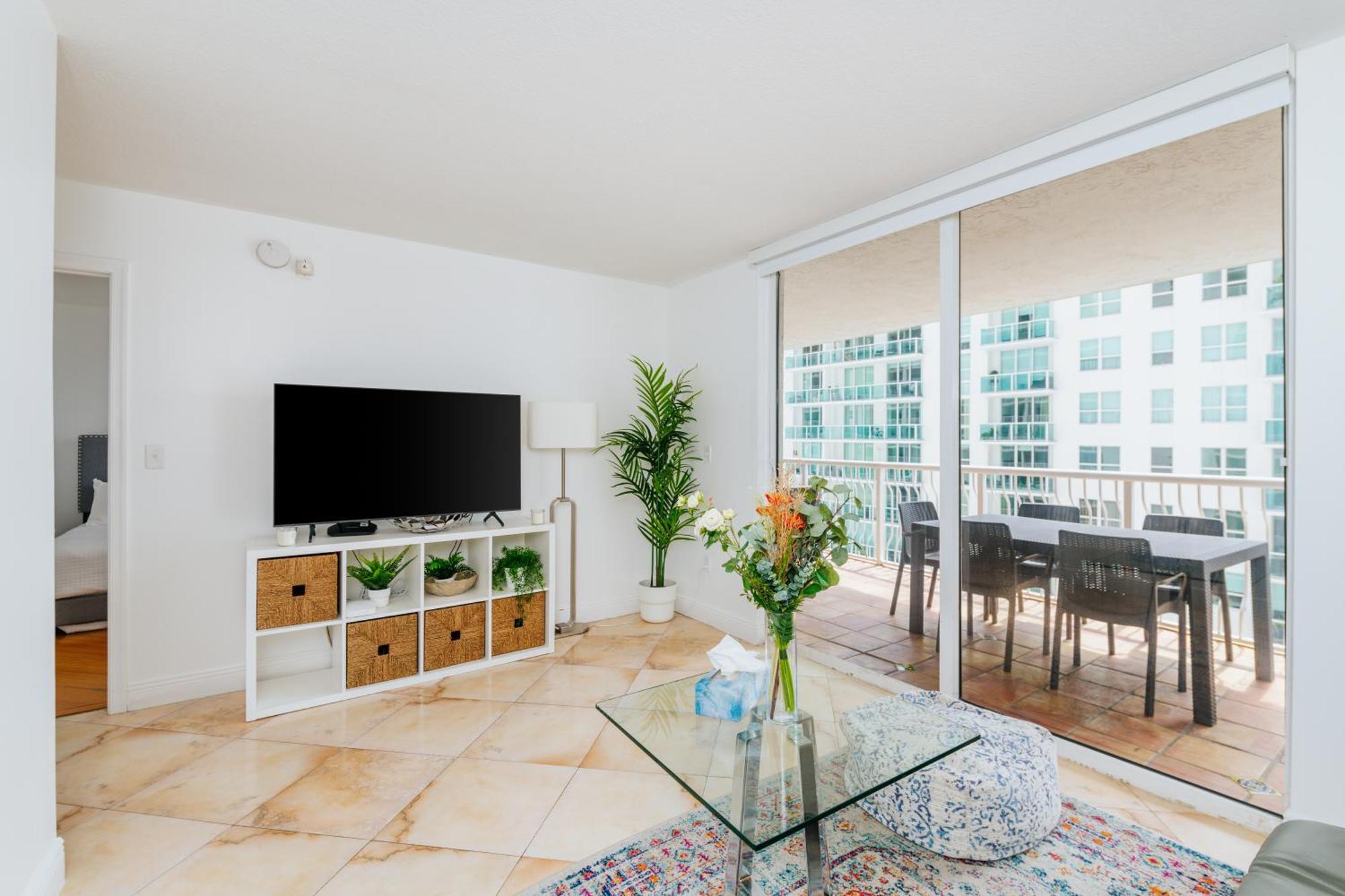 Amazing 2 Bedroom At Brickell, Free Parking * Miami